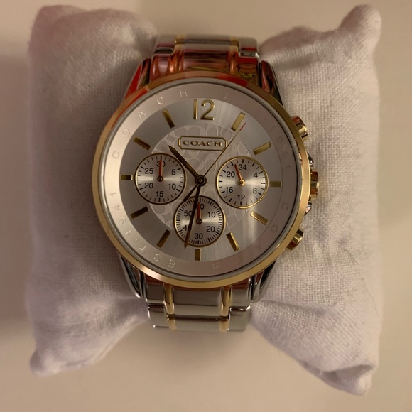 Coach watch - Picture 1 of 2